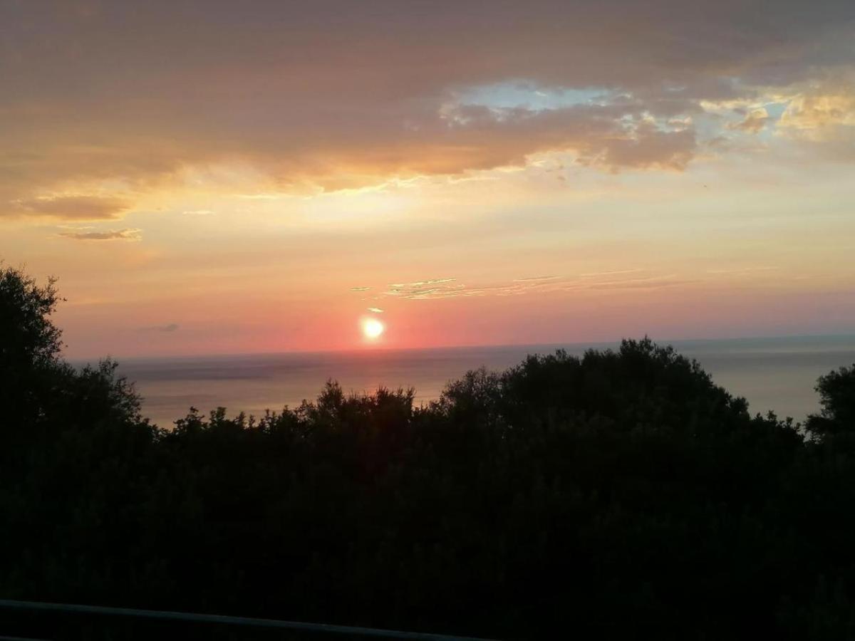 Hotel Turismo Rurale Villa Maria Caterina กาลาโกโนเน ภายนอก รูปภาพ