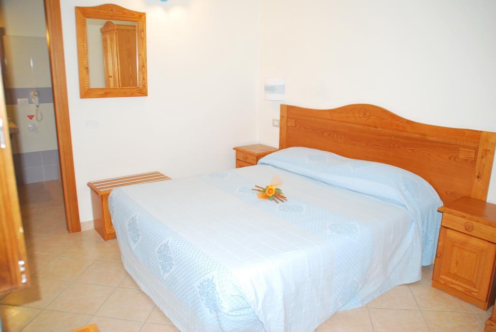 Hotel Turismo Rurale Villa Maria Caterina กาลาโกโนเน ภายนอก รูปภาพ